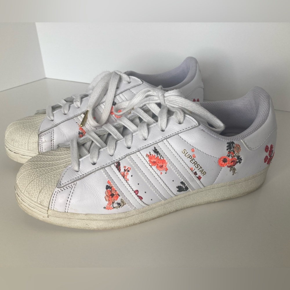 Women’s Adidas Superstar Floral Design Shoes